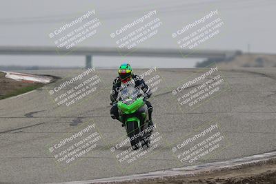 media/Nov-29-2025-TrackDaz (Sat) [[10ae2d9bce]]/C Group/Session 3 (Outside Grapevine)/